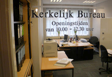 kerkelijk bureau